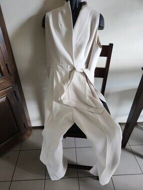 BNWT- Phase Eight Sleeveless Jumpsuit- Size 14- Ivory Colour